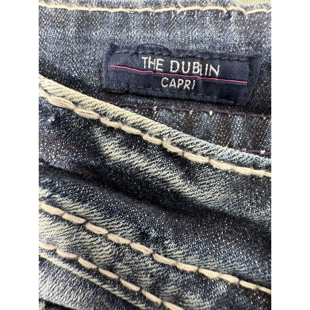 Vigoss Dublin Capri Jeans Womens Size 18 NWT Distressed Blue Denim - Picture 7 of 8